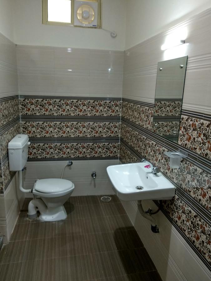 Oyo 60976 Hotel Shree Ji Morena Екстериор снимка
